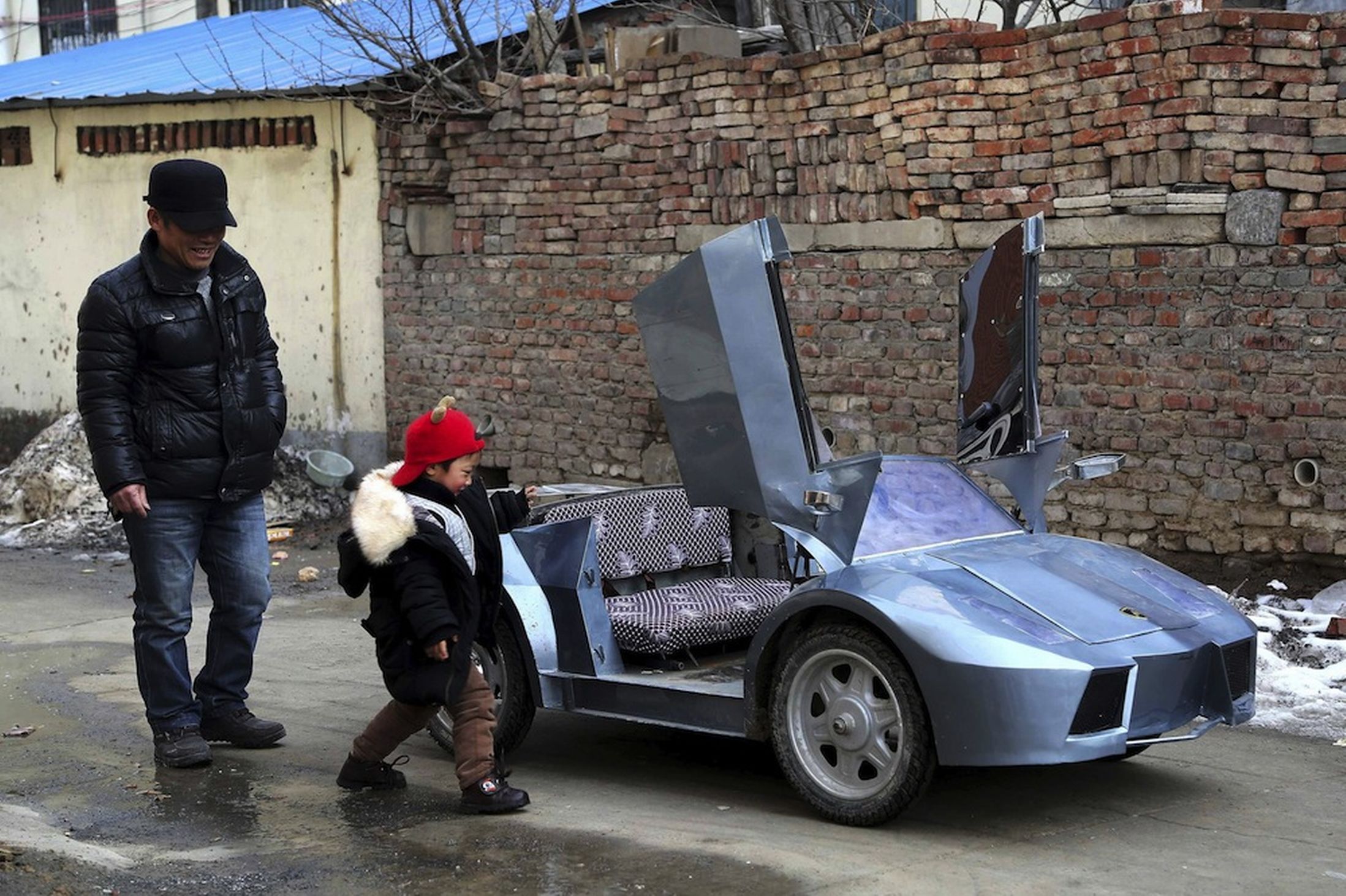  Grandfather Builds Lamborghini From Scrap Metal For His Grandson