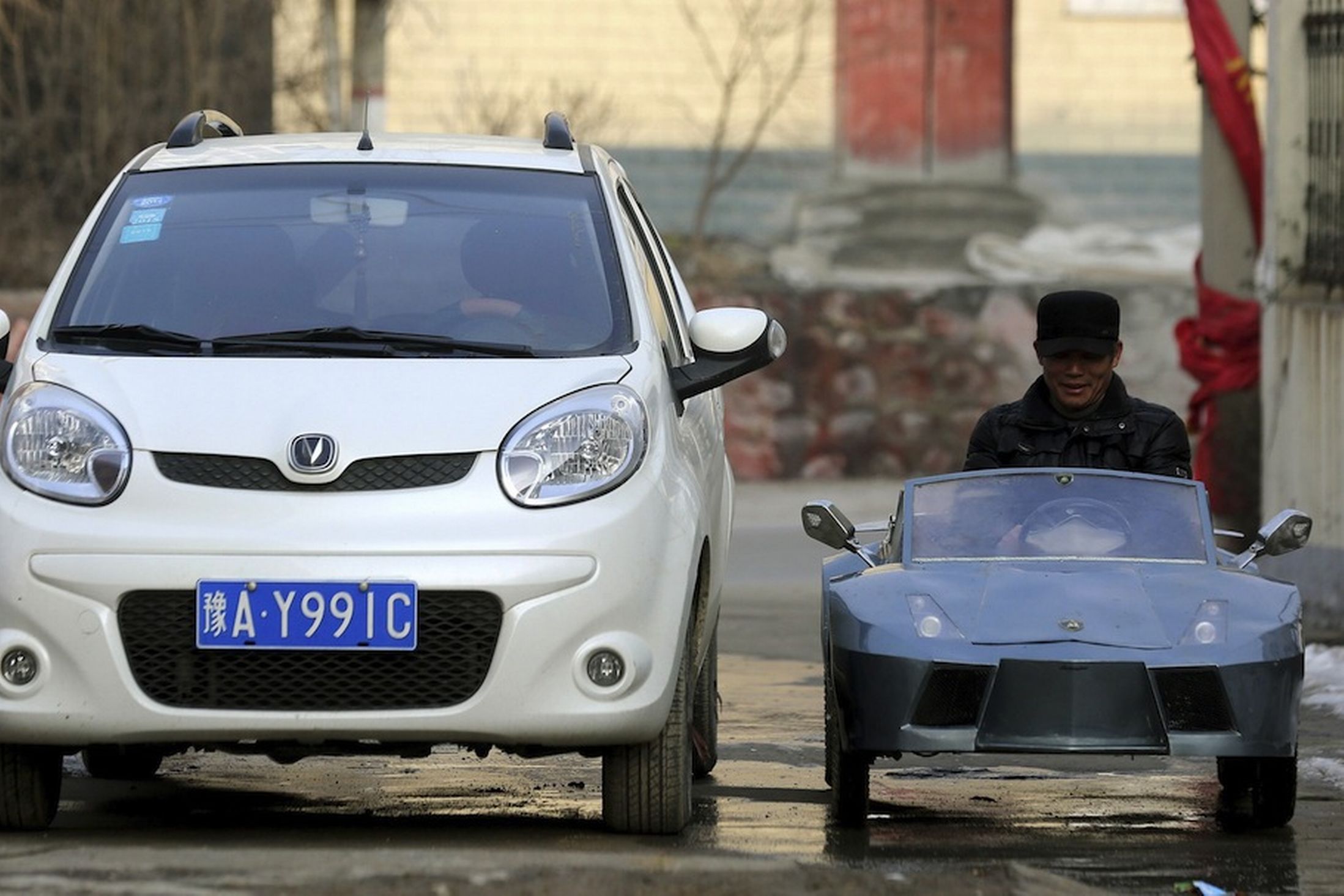  Grandfather Builds Lamborghini From Scrap Metal For His Grandson