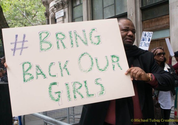 Photo - PHOTONEWS: #BringBackOurGirls Protest In Ireland, Turkey