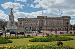 Buckinham Palace is in London, United Kingdom. It serves as the official residence and administrative headquarters of any reigning British Monarch. Buckinham Palace also hosts some of the world's eminent personalities all year round. Queen Elizabeth currently lives there.